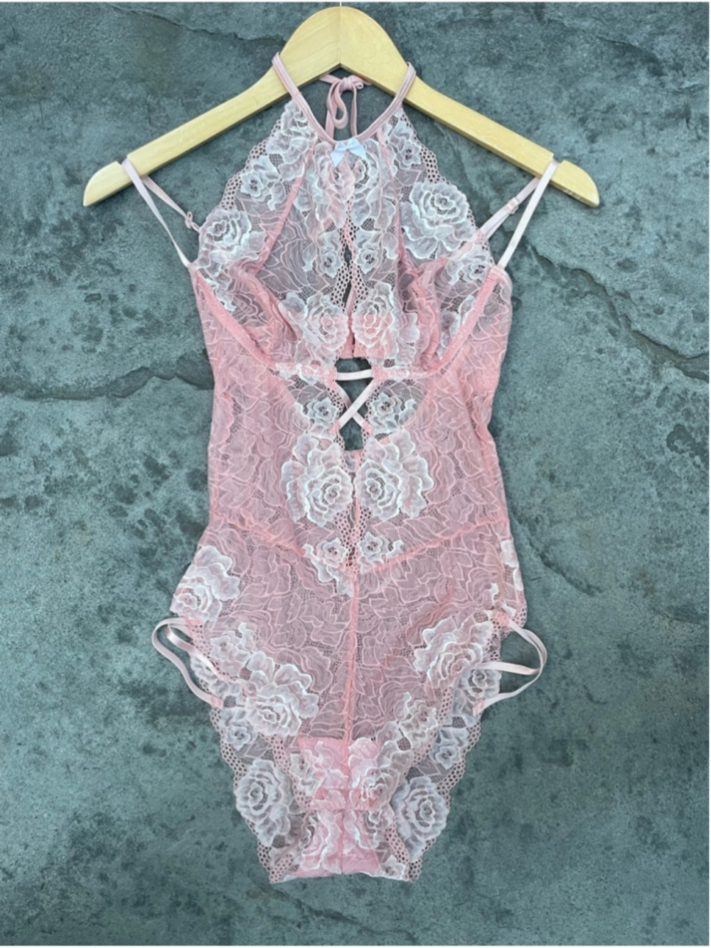 Coquette Pink Floral Lace Teddy Bodysuit Lingerie Halter Neck Open Back Size M - Picture 3 of 7